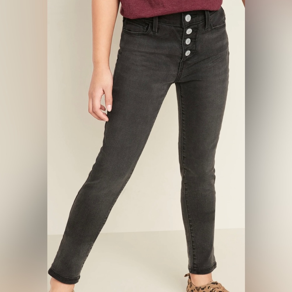 Old Navy-Women’s Jeans-Power Straight High Rise-**NEVER WORN**